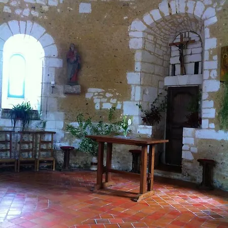 Gites A Mesnil-saint-loup Σπίτι διακοπών *